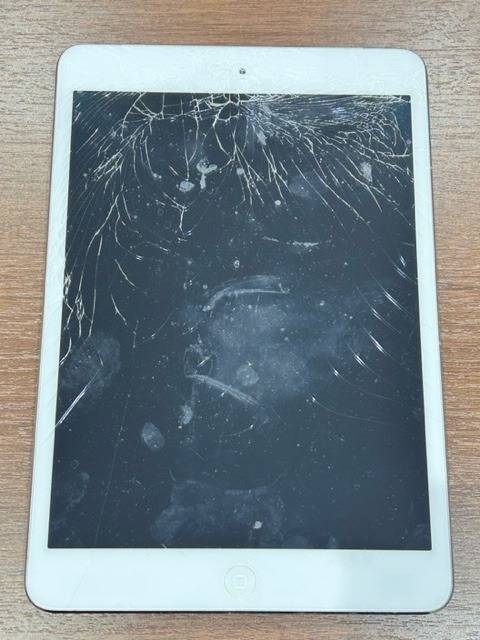子供が画面を割っちゃって・・