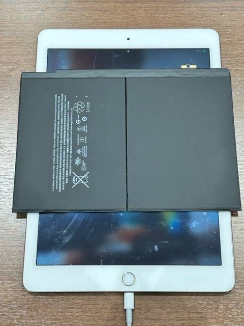 バッテリーがダメみたいなんですよねぇ