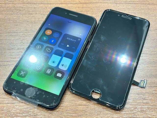 ブラックアウト修理(有機ELパネル交換修理）