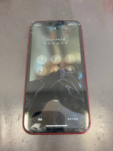 【また落としてしまった…iphone11の画面割れ修理！豊中市永楽荘からのご来店！】